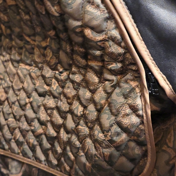 Danier Leather Coat - Picture 7 of 15